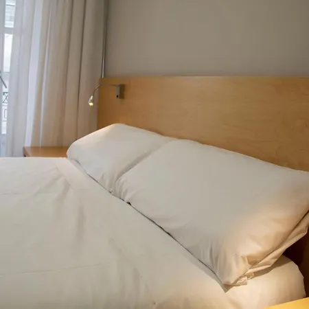 Alda Alboran Rooms A Coruna