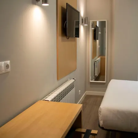 Alda Alboran Konukevi A Coruña