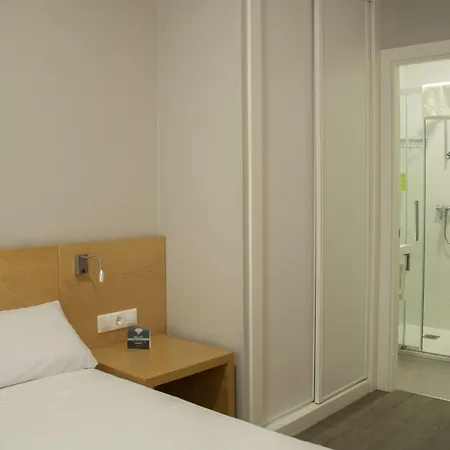 Alda Alboran Rooms A Coruna