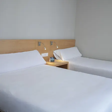 Alda Alboran Rooms A Coruna