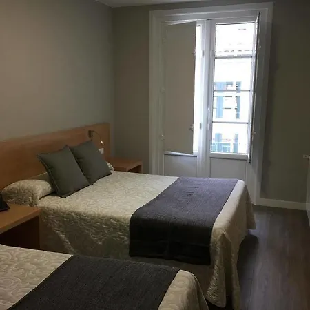 Alda Alboran Rooms A Coruna