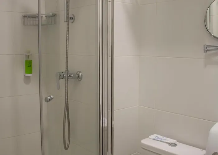 Pensión Alda Alborán 3*