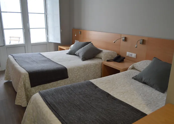 Pensión Alda Alborán 3*