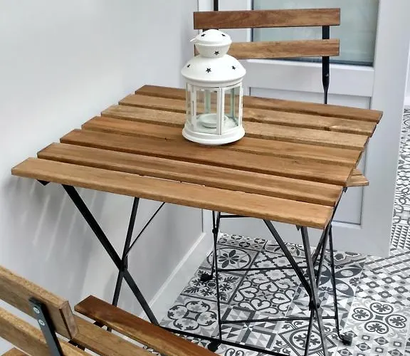 בית הארחה Alda Alboran א-קורוניה