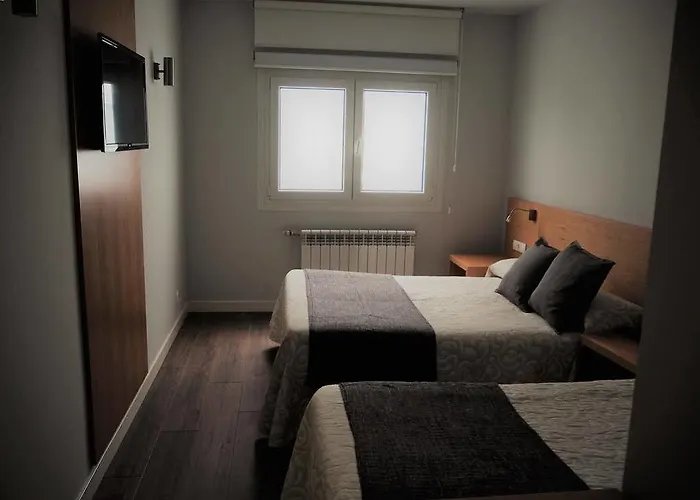 Alda Alboran בית הארחה 3*